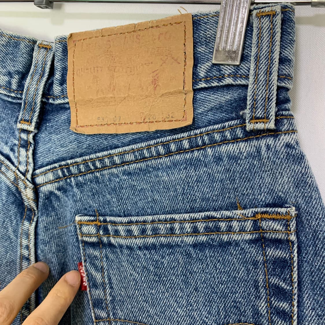 리바이스 USA 빈티지 컷팅 워싱 데님 쇼츠 하이웨스트 반바지 24-25 상품이미지5