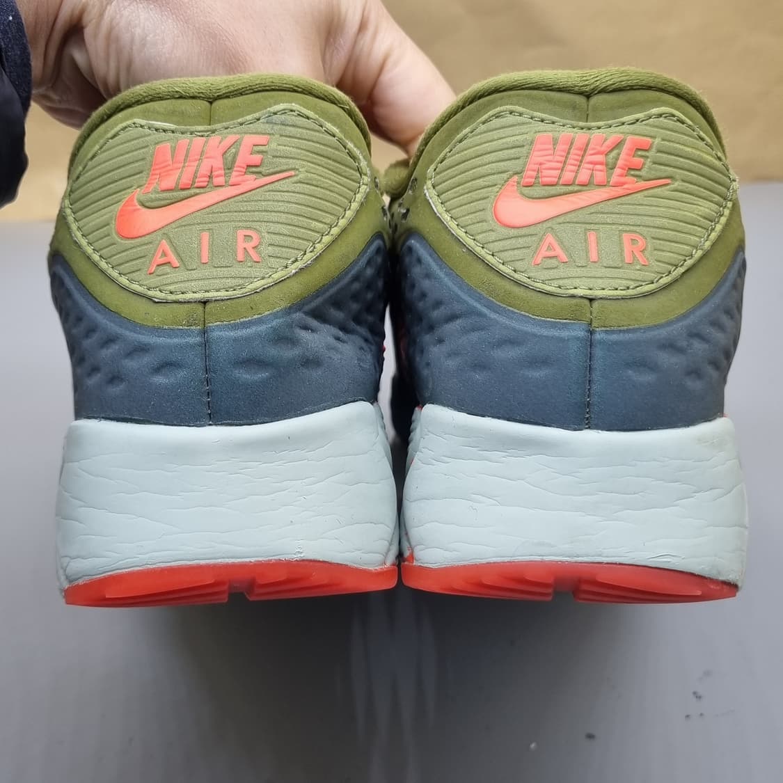 나이키 에어맥스 90 울트라 남성운동화 270 상품이미지4