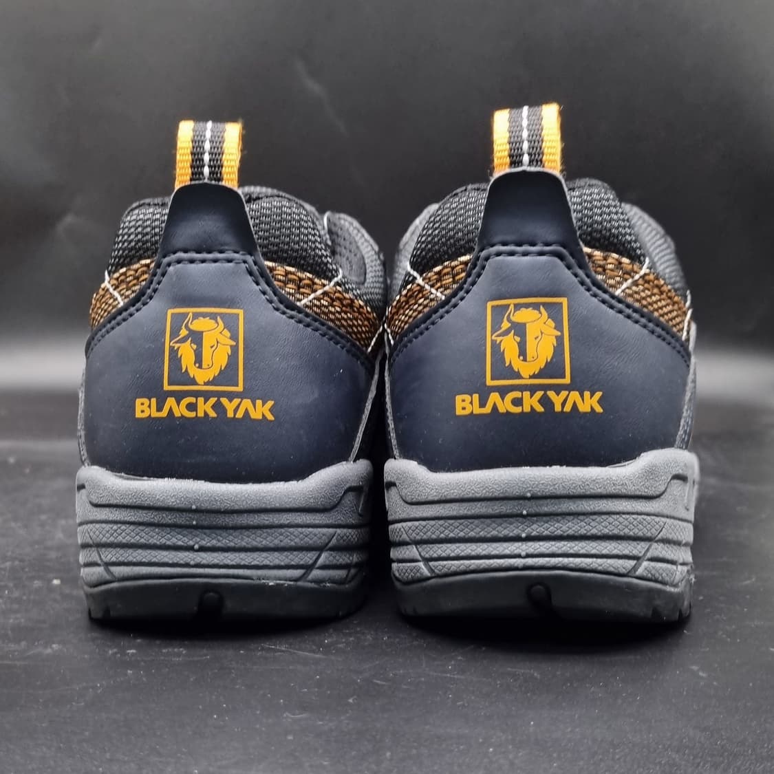 새상품 블랙야크 4인치 안전화240. 상품이미지4