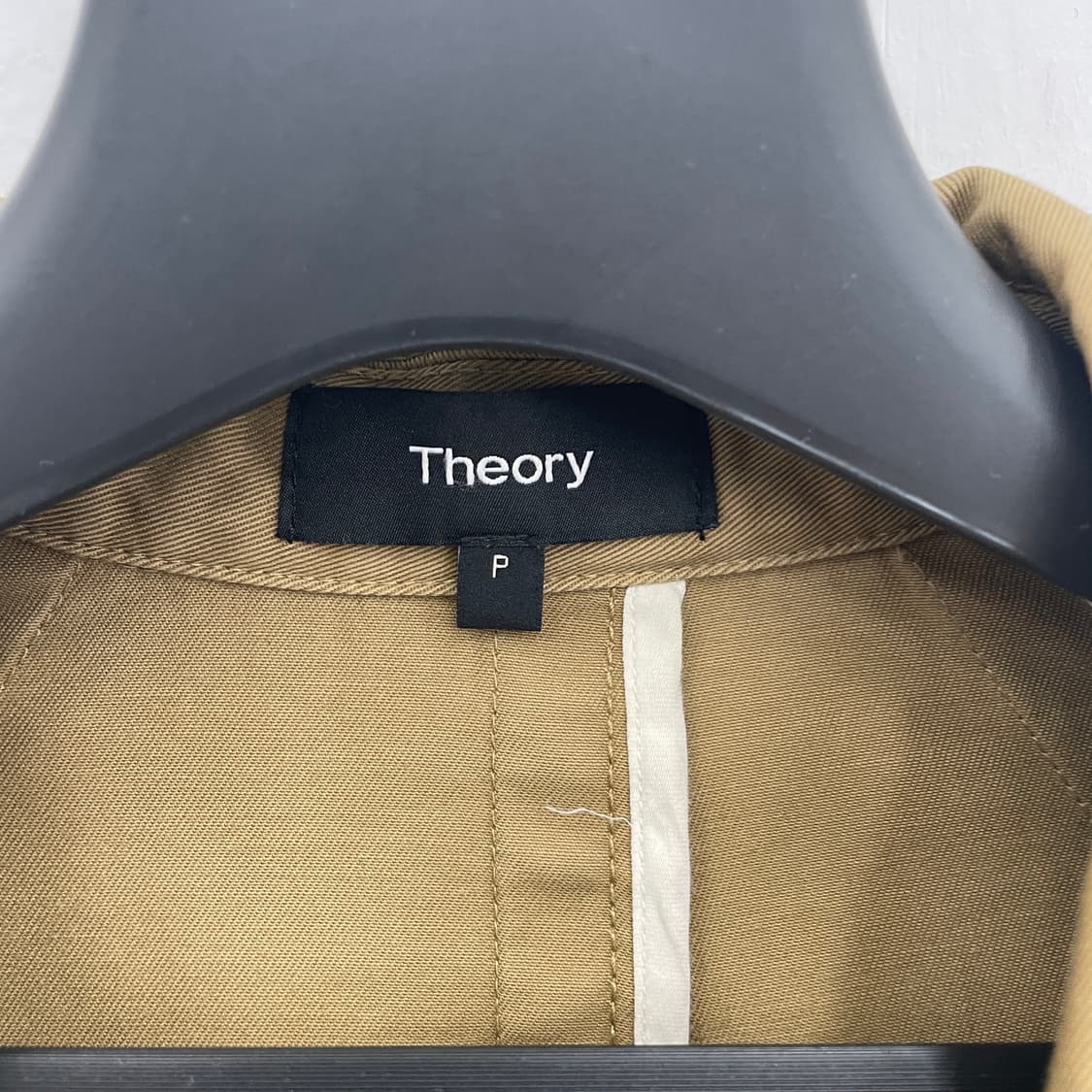 띠어리 싱글 포켓 디테일 코튼 코트 상품이미지3