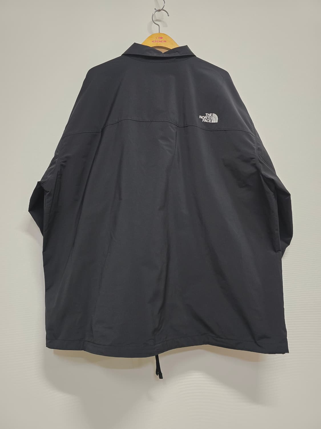 노스페이스 블랙 코치 자켓 상품이미지4