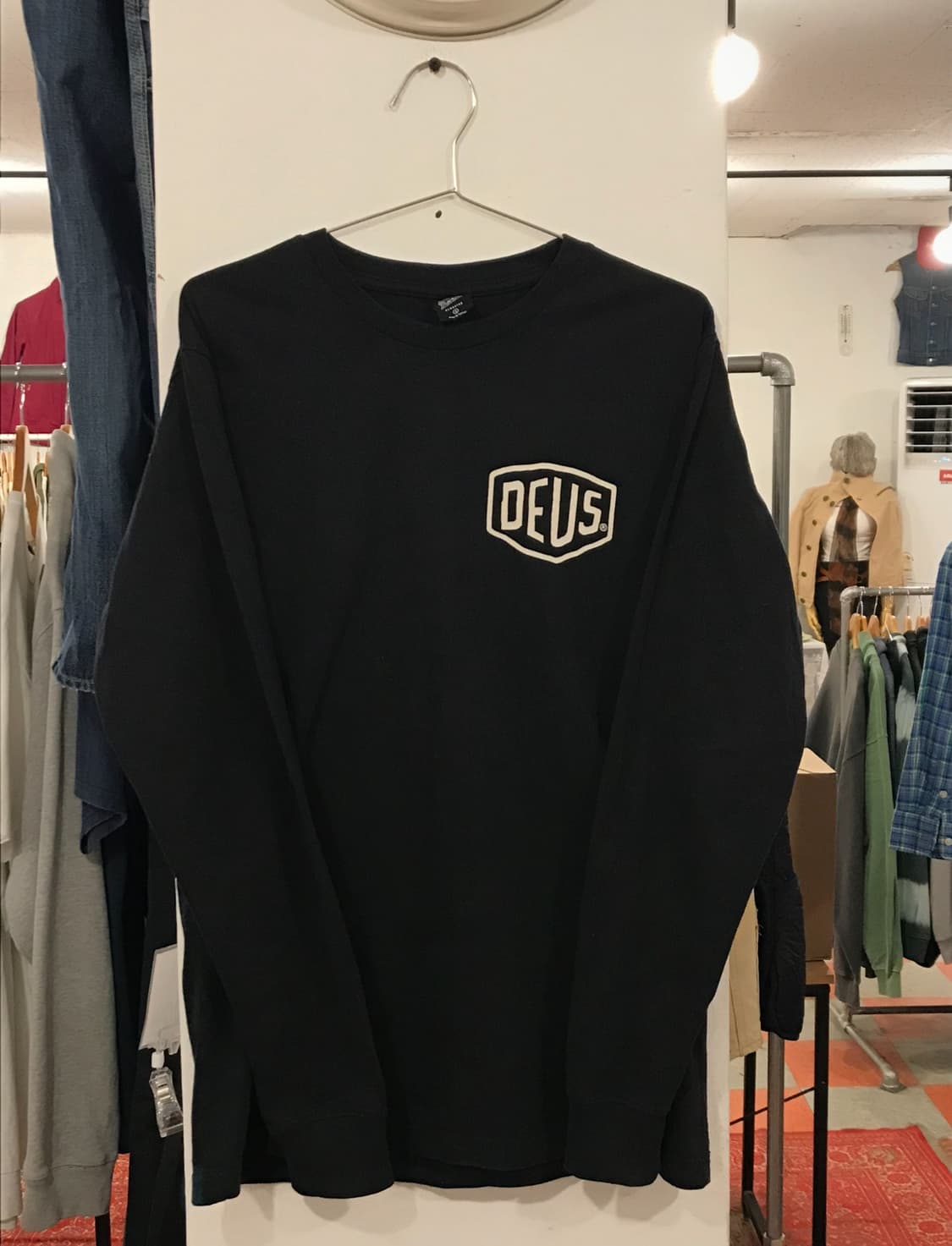 데우스 롱슬리브 상품이미지2