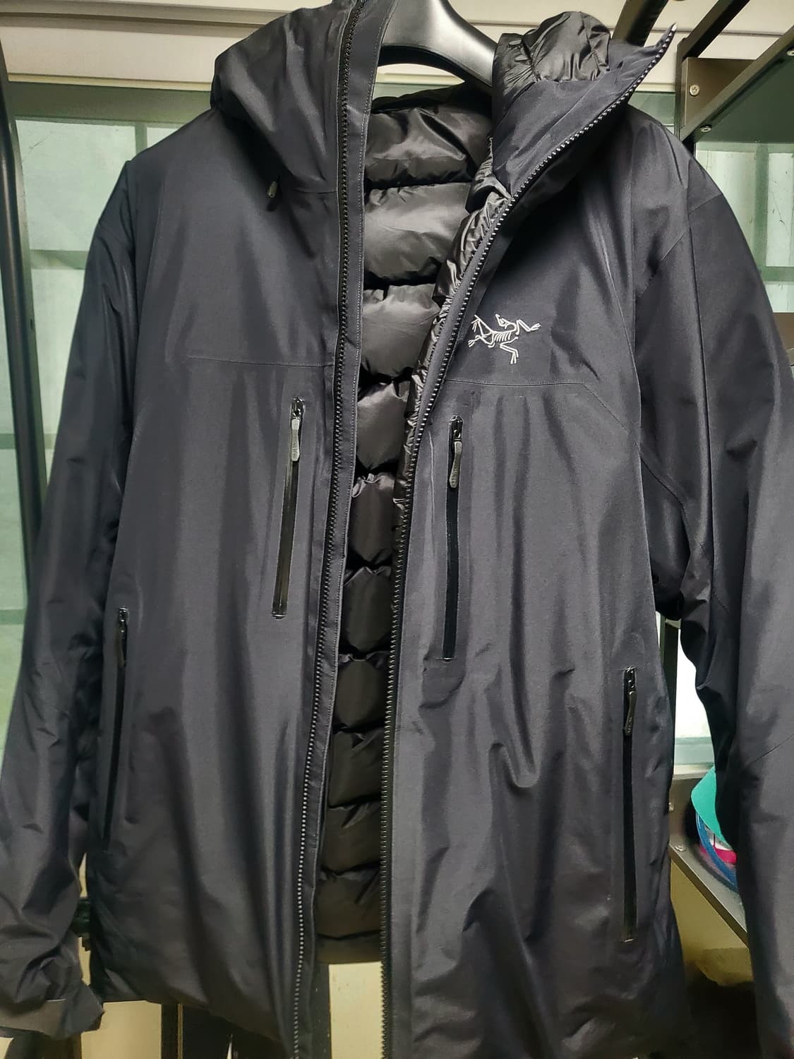 아크테릭스 베타 다운 인슐레이티드 고어텍스 BETA 상품이미지2