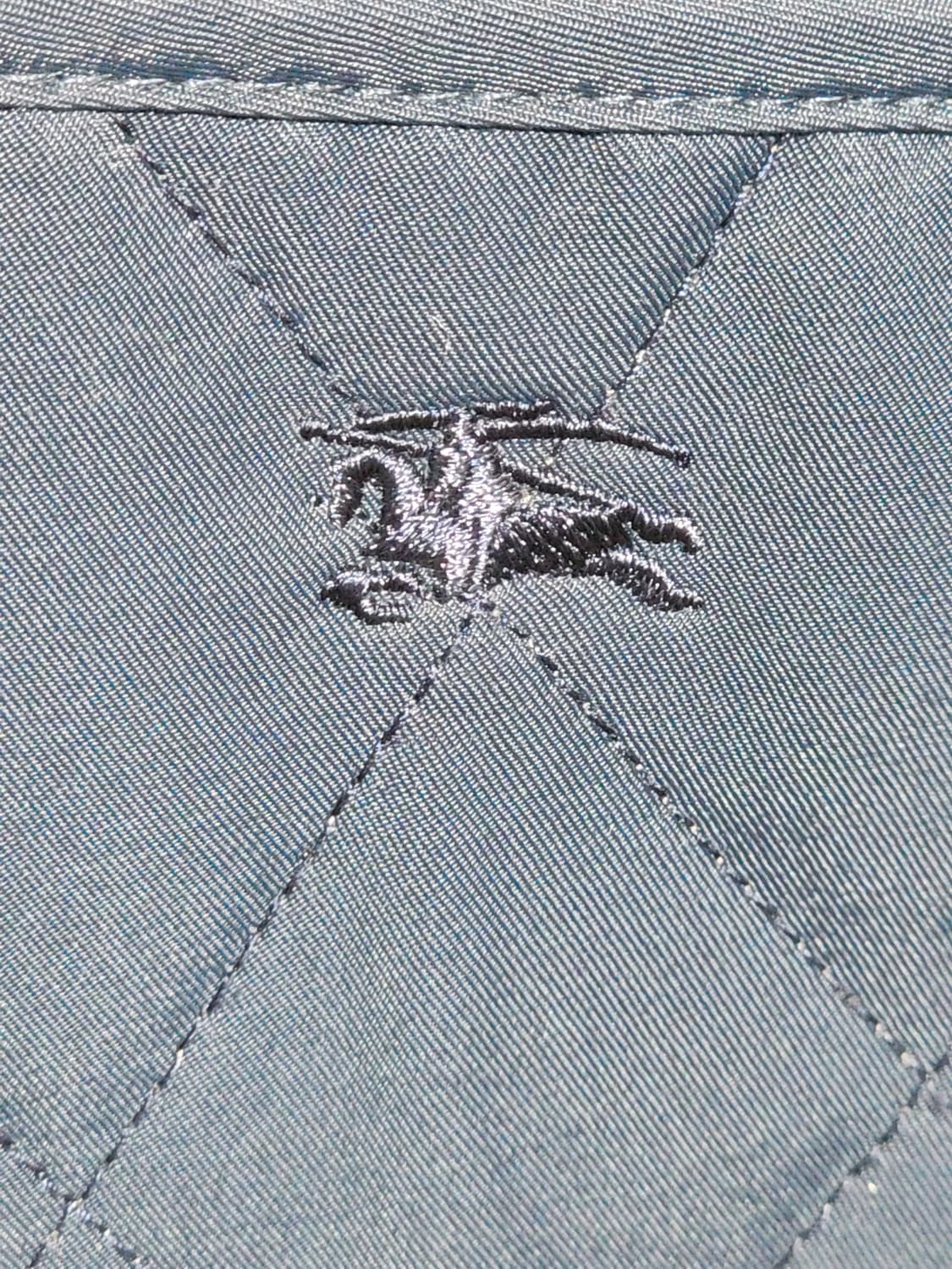 (S) 버버리 퀼팅자켓 네이비 누빔점퍼 안감 노바체크  상품이미지4