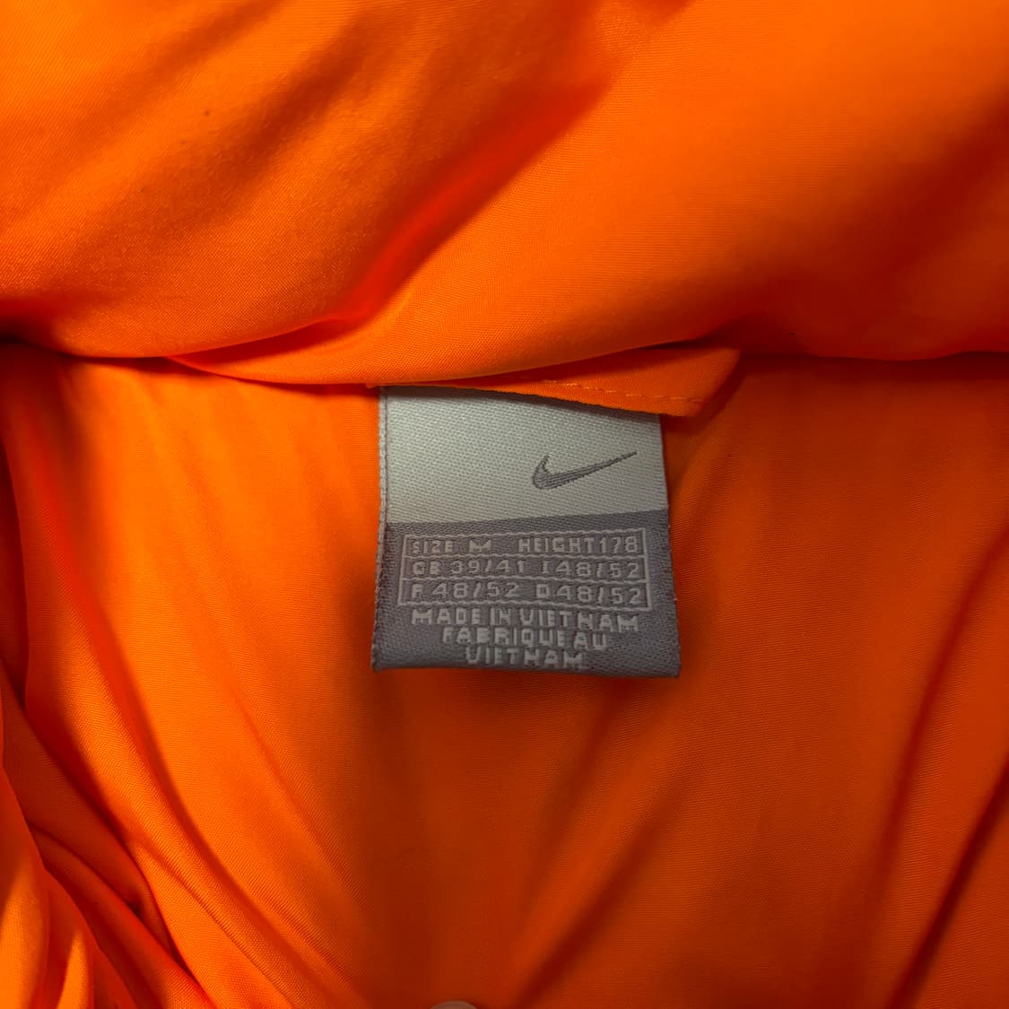 나이키 90s 올드스쿨 오렌지 스우시 네이비 푸퍼 패딩 상품이미지6