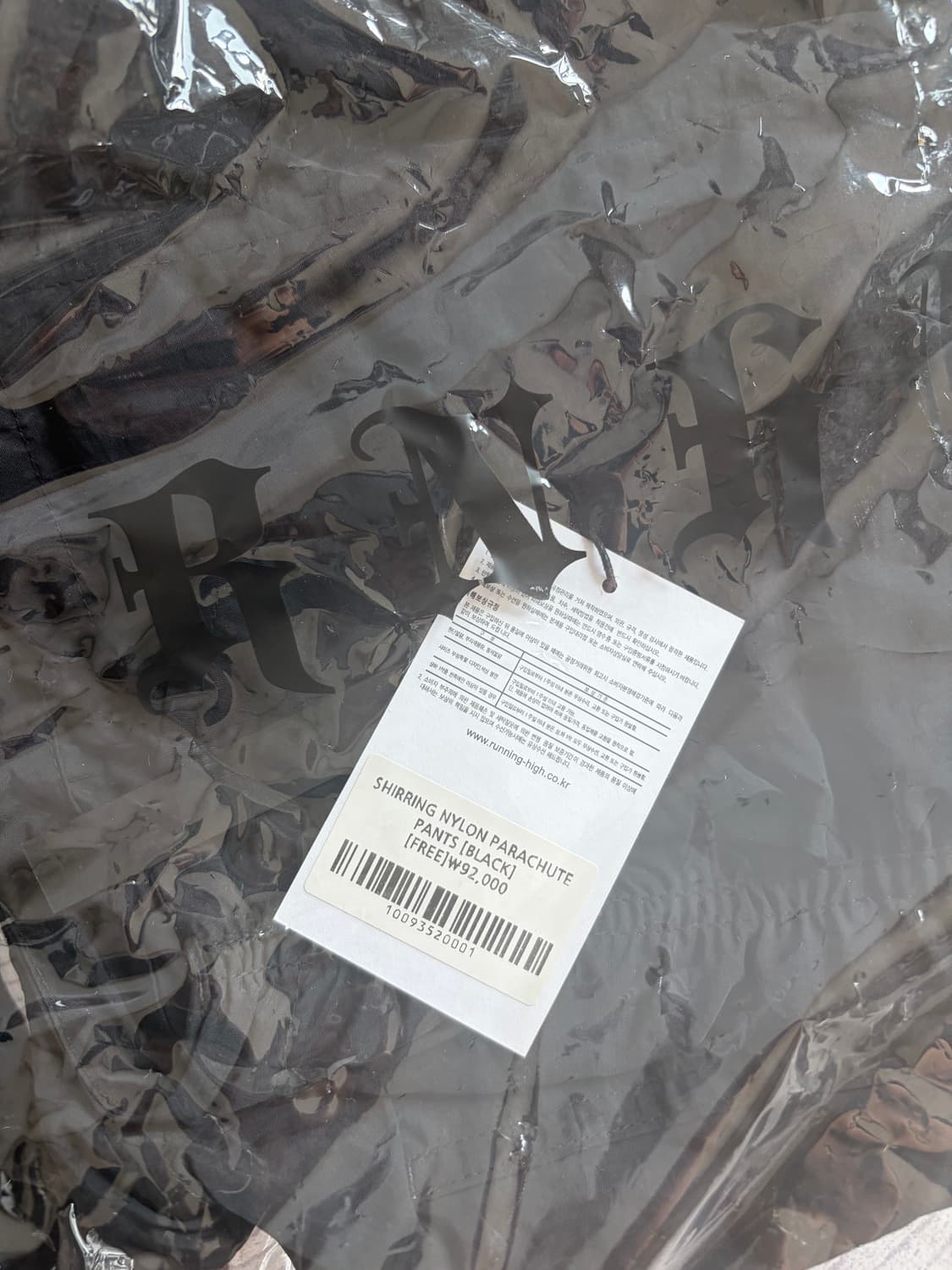 러닝하이 셔링 나일론 파라슈트 팬츠 [블랙] 상품이미지3