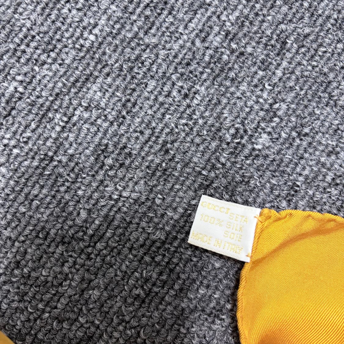 구찌 플라워 프린팅 실크 스카프 상품이미지6