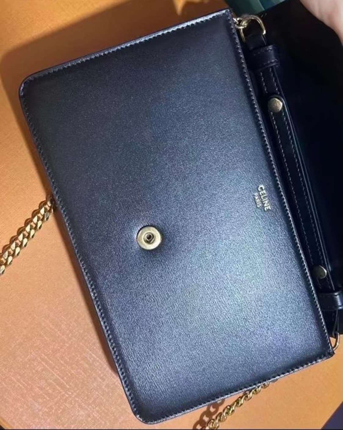 새상품급💫 셀린느 마고 체인 지갑 상품이미지2