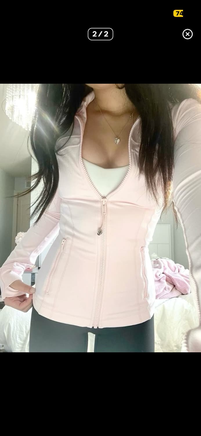 룰루레몬 디파인자켓 스트로베리밀크쉐이크 구해요 상품이미지1