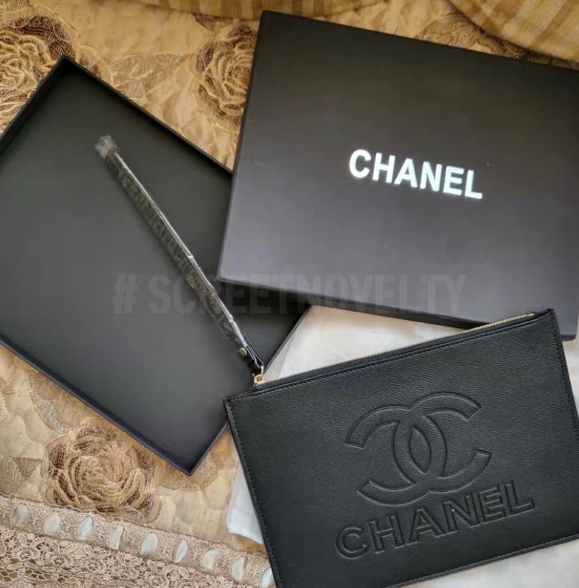 샤넬뷰티 VIP 블랙라벨 클러치백 풀박스 상품이미지1