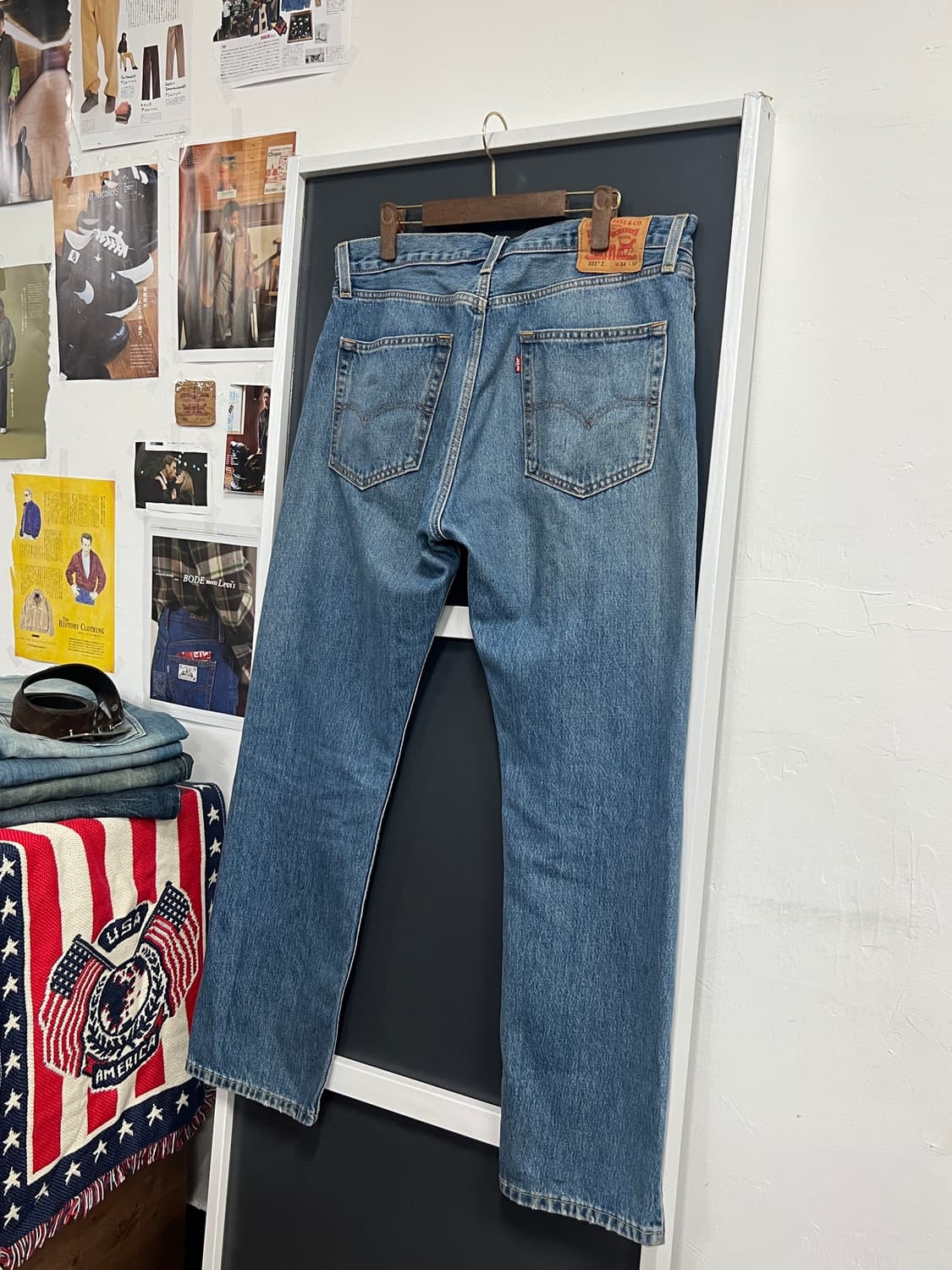 Levis 리바이스 551z 릴랙스드 스트레이트핏 연청 데님 팬츠 상품이미지1