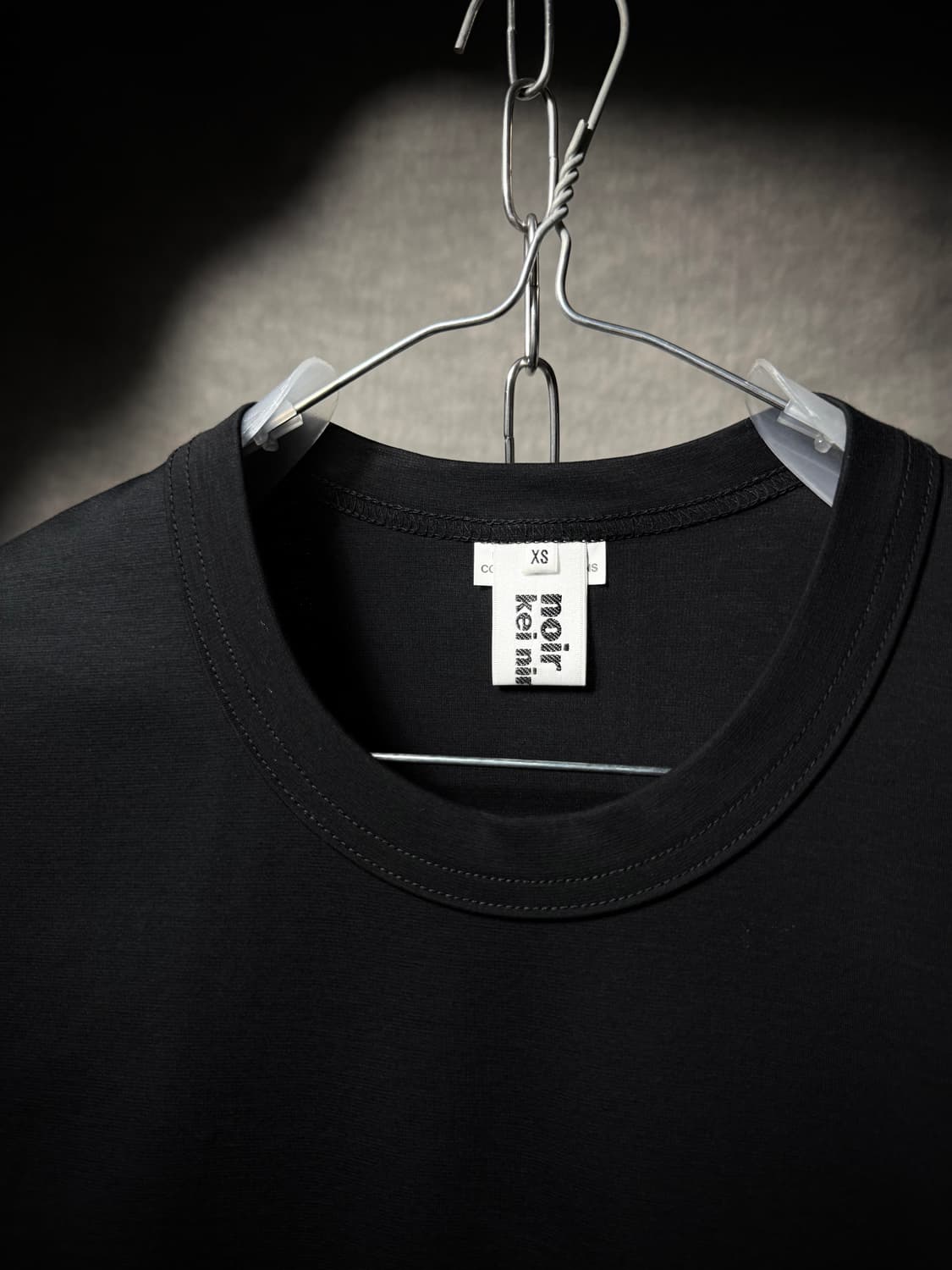 Noir Kei Ninomiya Ruffle Studded T-Shirt 상품이미지5