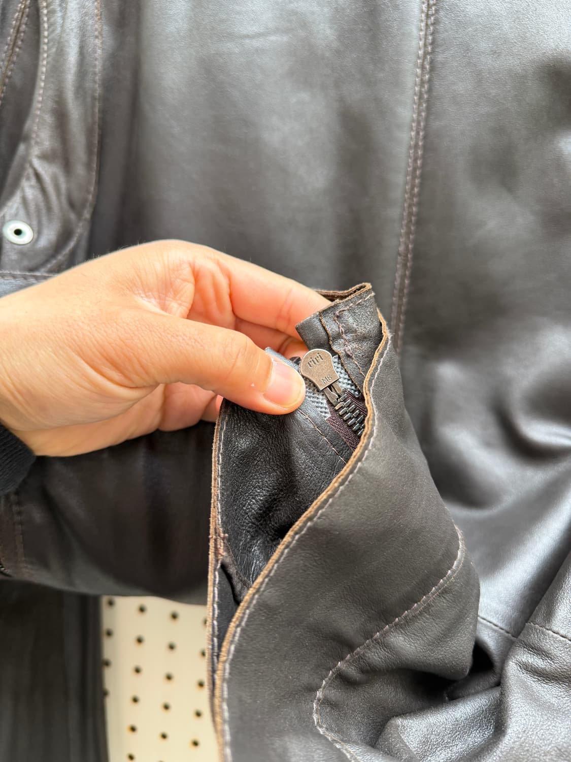 HUGO BOSS GOATSKIN LEATHER 휴고보스 염소가죽자켓 상품이미지10