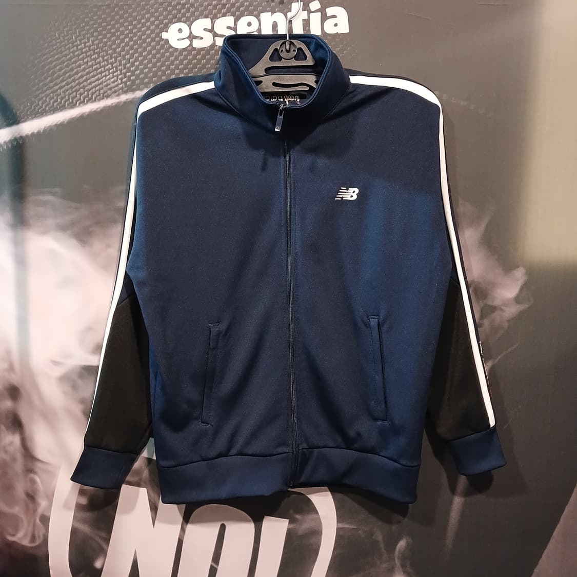 뉴발란스 트랙탑 져지 상품이미지1