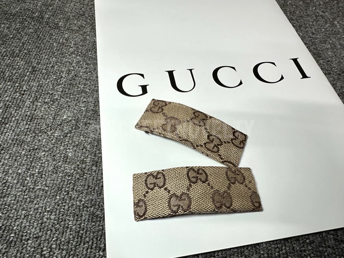 구찌 클래식 헤어핀 (한피스) 상품이미지10