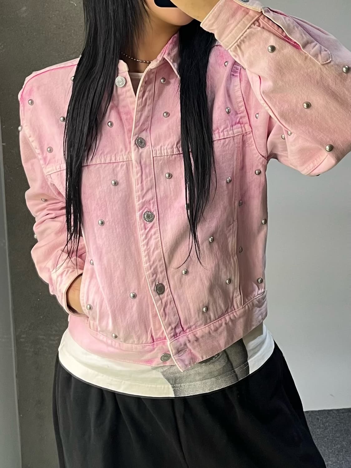 이자벨마랑 핑크 스터드 데님 트러커 자켓 상품이미지2