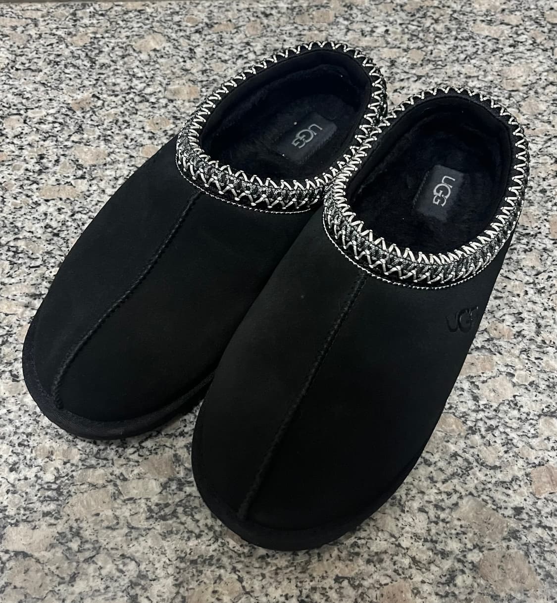 어그 타스만 블랙 260 상품이미지1