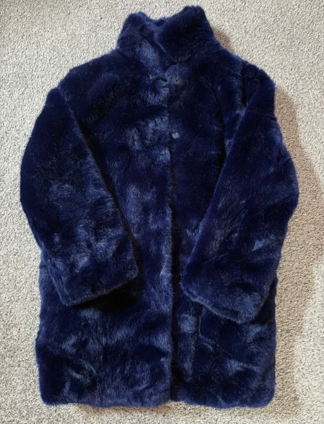 네이비 페이크퍼 코트 상품이미지1