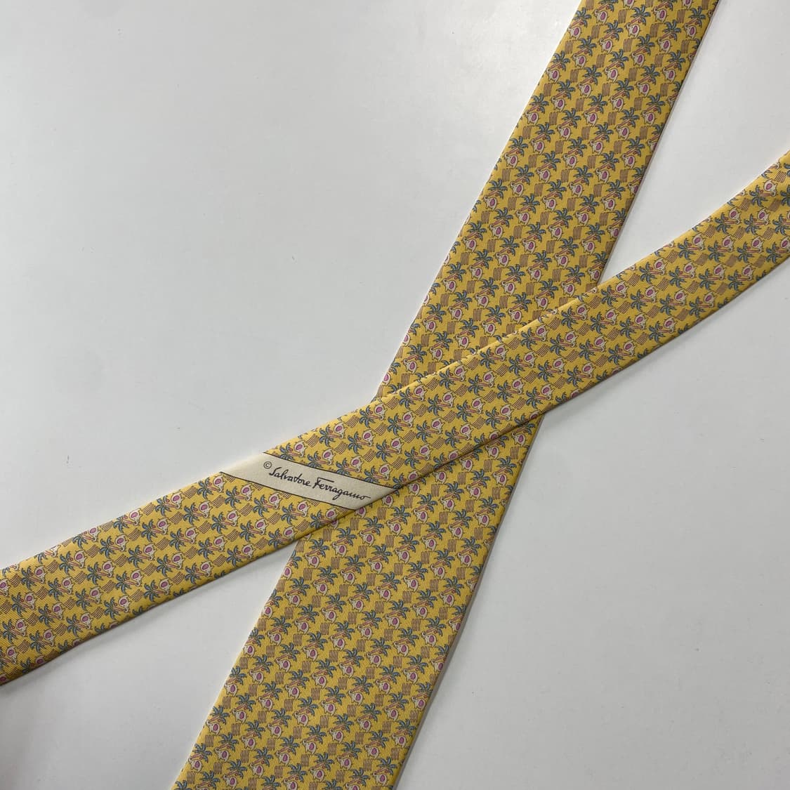 최상급 페레가모(Ferragamo) 명품 정품 넥타이 8.6cm 상품이미지4