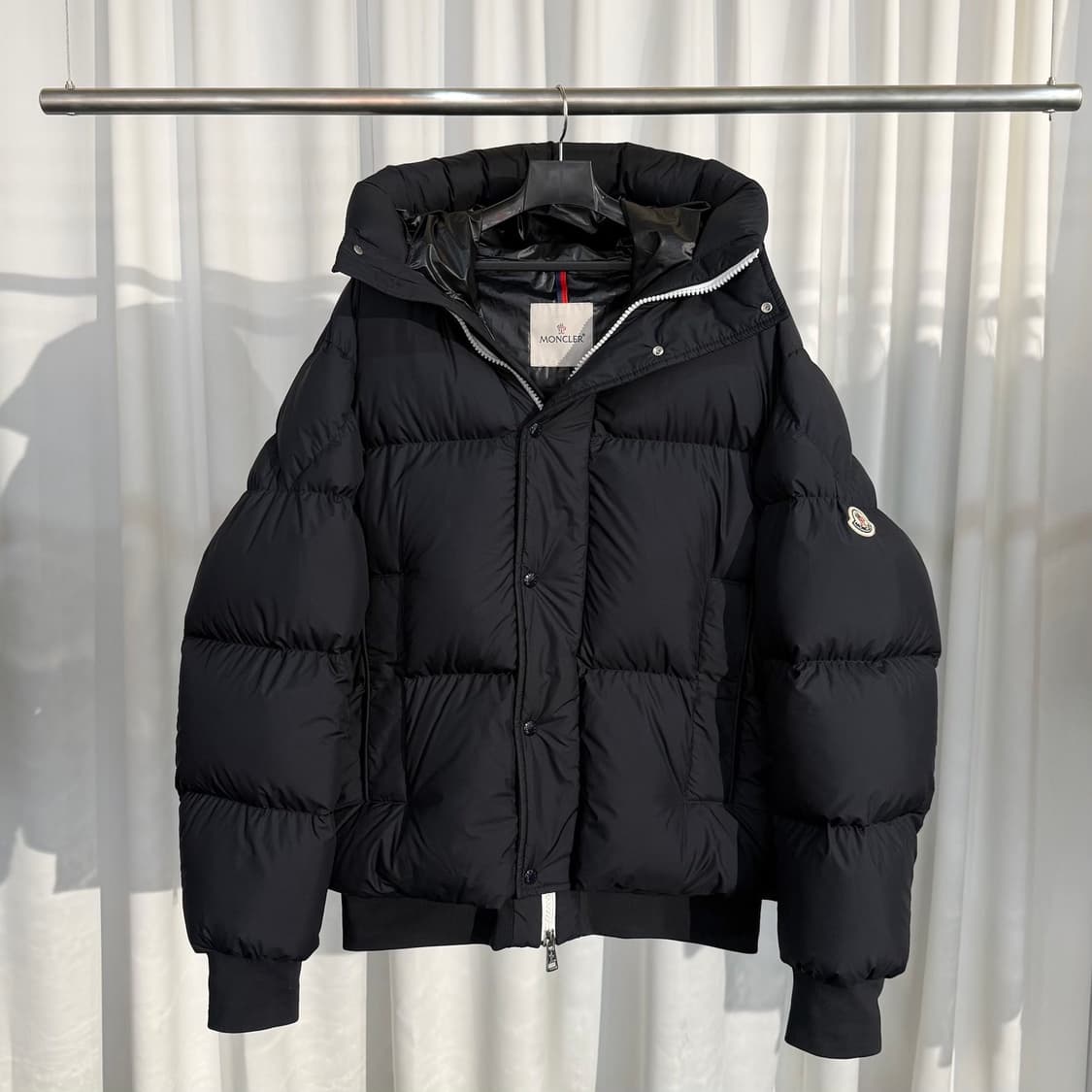 (5) 몽클레어 리슬러 쇼트 다운 패딩 상품이미지1