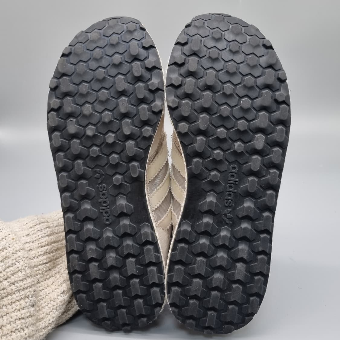 아디다스 포레스트 그로브 스니커즈 270 상품이미지3