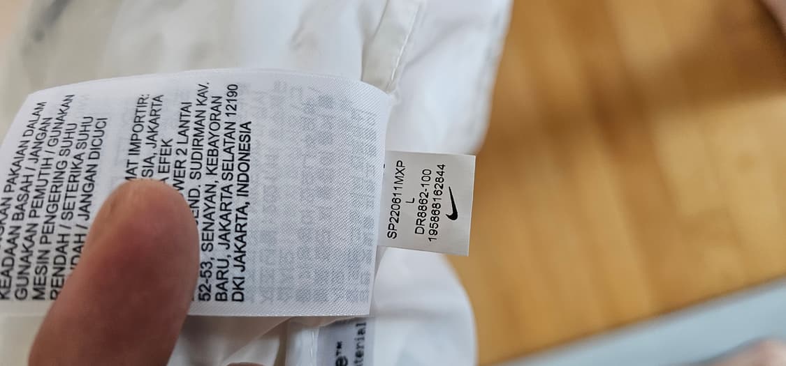 나이키 ACG 신더 콘 자켓 에어로라 화이트 - 아시아 L 팝니다 상품이미지3