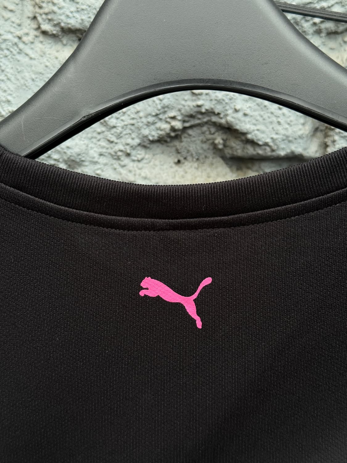 Puma 푸마 핑크 하트 로고 블랙 반팔티셔츠(m) 상품이미지6