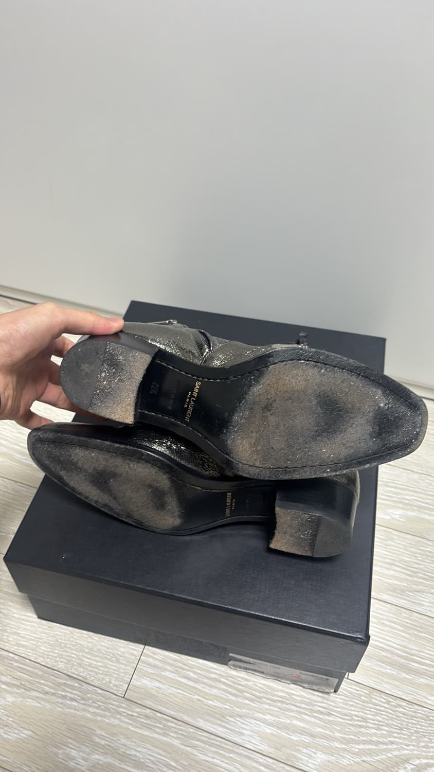 생로랑 글리터 실버 레더 와이어트 첼시 부츠 40.5 사이즈 상품이미지3