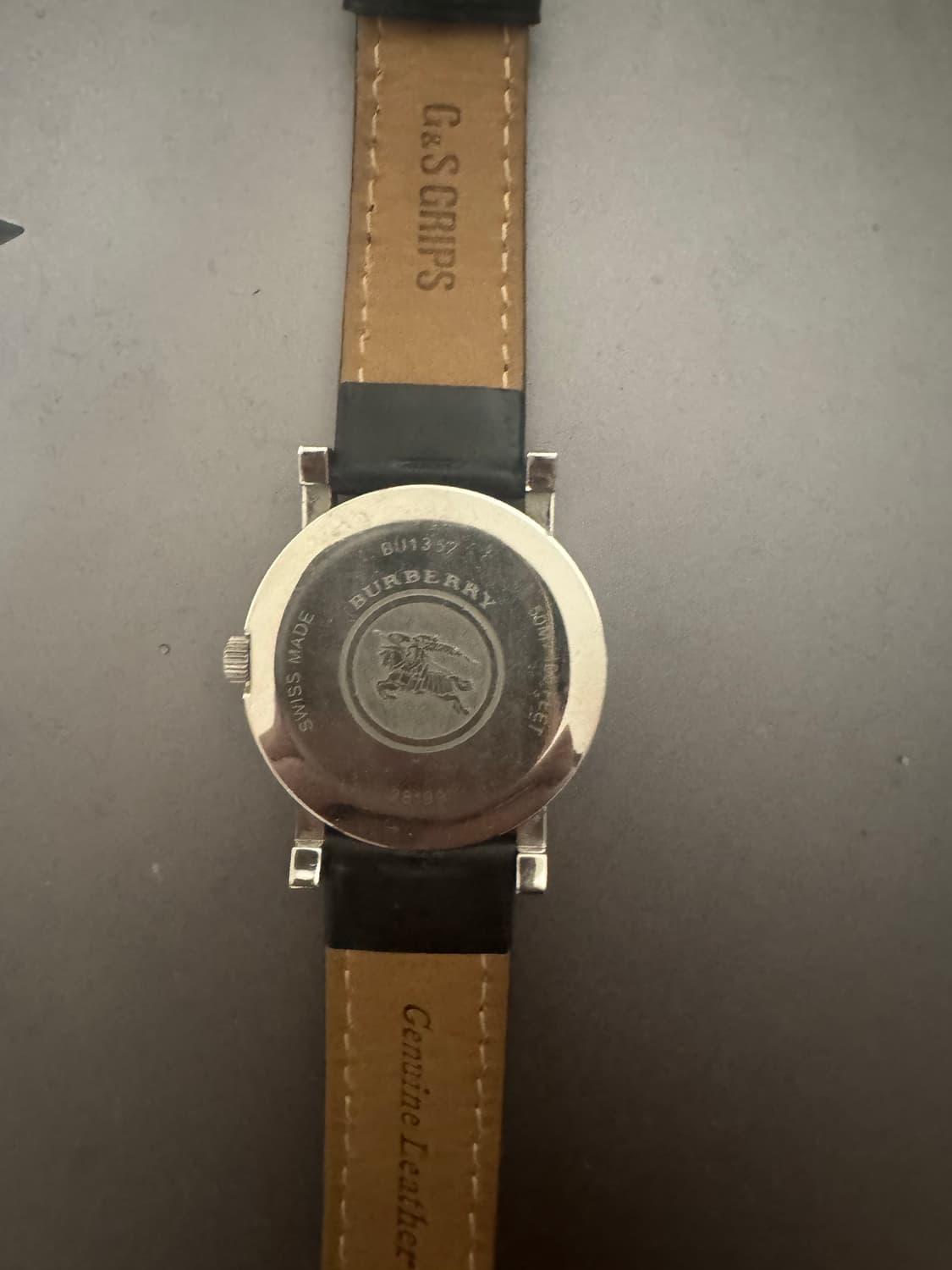 급매) 버버리 쿼츠 시계 상품이미지2