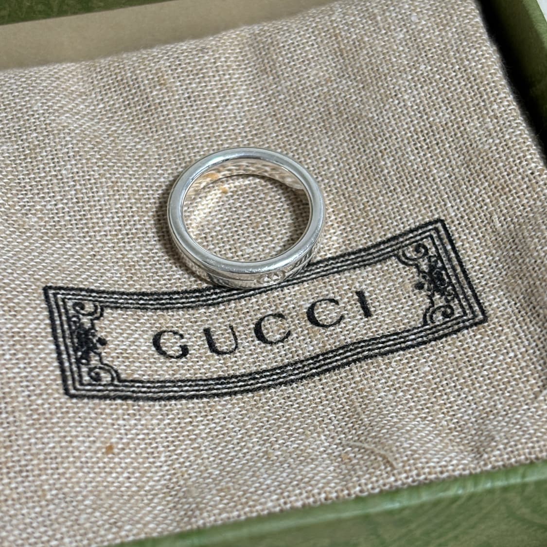 구찌 다이아그널 인터로킹 G 반지 (8호 희귀사이즈) 상품이미지2