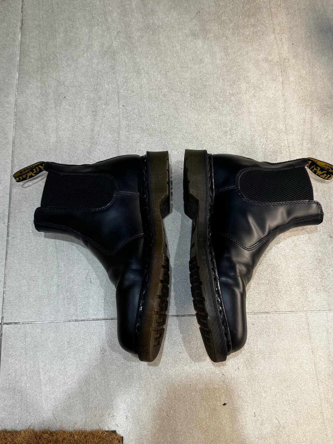 [270] Dr. martens 닥터마틴 2976 첼시부츠 상품이미지2