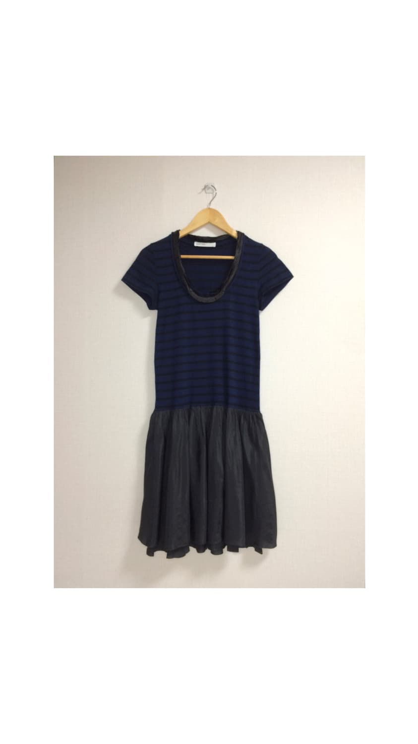 Sacai luck 사카이럭 블랙 네이비 스트라이프 반팔 원피스 상품이미지1