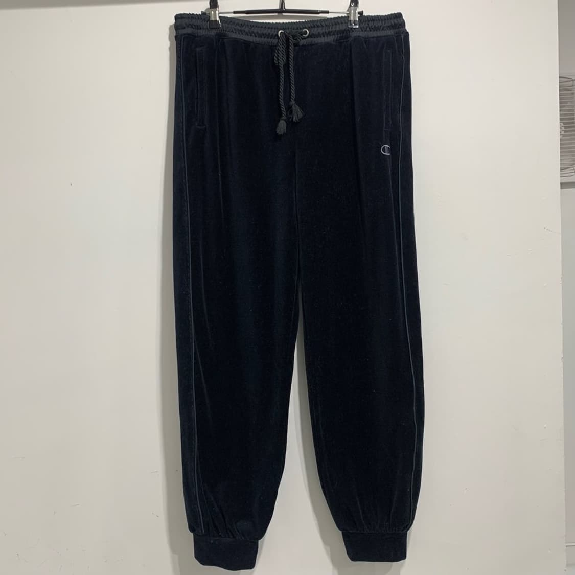 챔피온 올드스쿨 벨벳 조거팬츠 상품이미지2