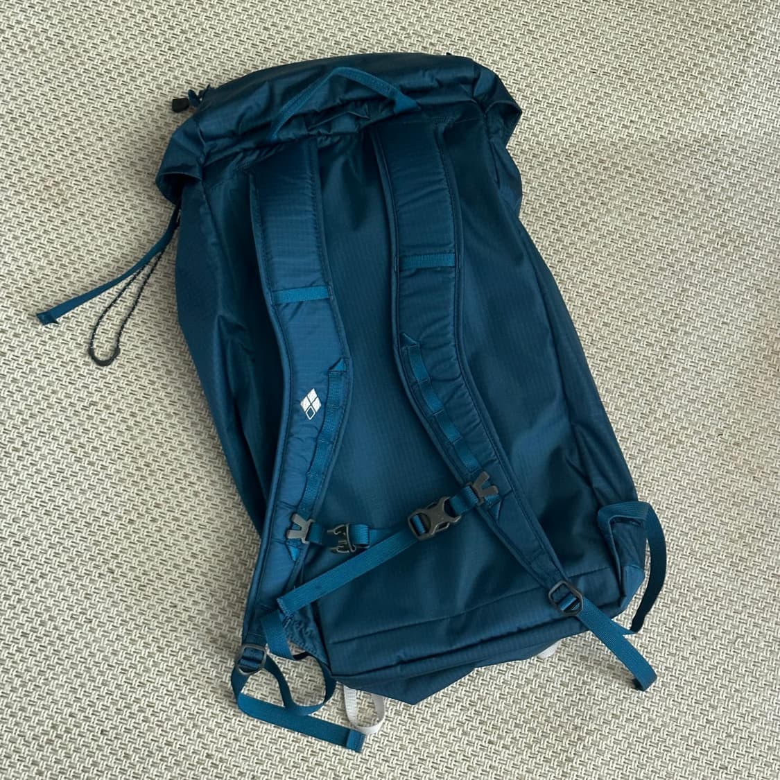 택만 뗀 새상품 몽벨 밸런스라이트 20L 상품이미지3