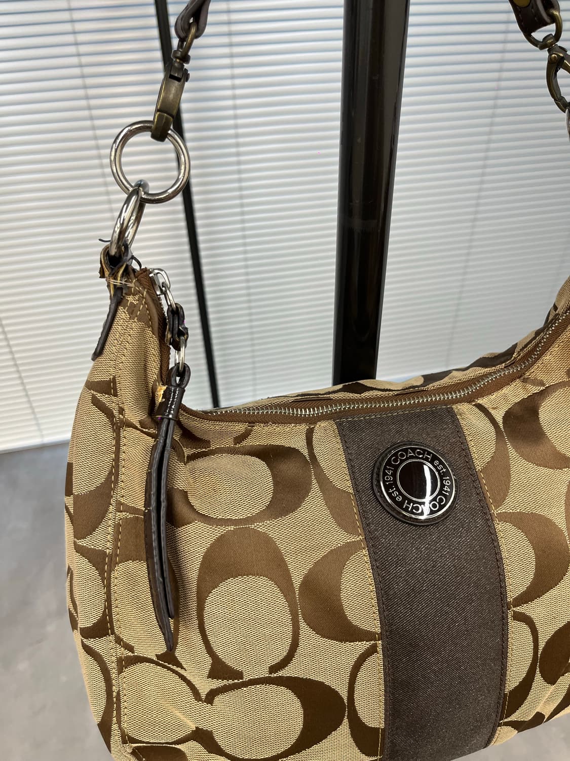 Coach Basic Hobo Bag 상품이미지4