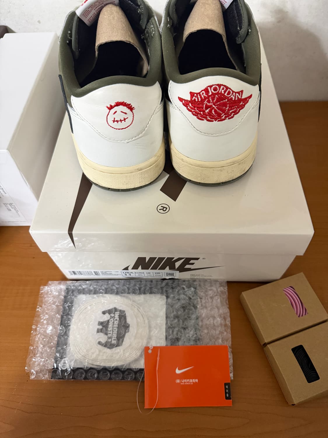 290 조던1x트래비 스캇 레트로 로우 OG SP 리버스 올리브 상품이미지4