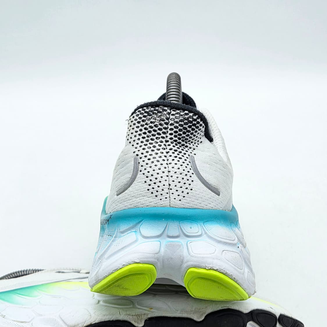 뉴발란스 프레쉬 폼 X 모어 v4 화이트 그린 (280 2E) 상품이미지2