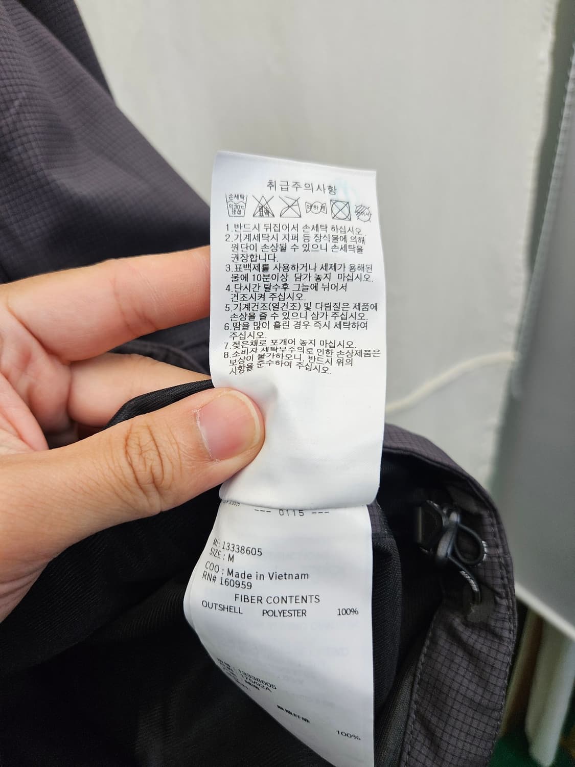 뉴에라 차콜 체크 패턴 바람막이 상품이미지5