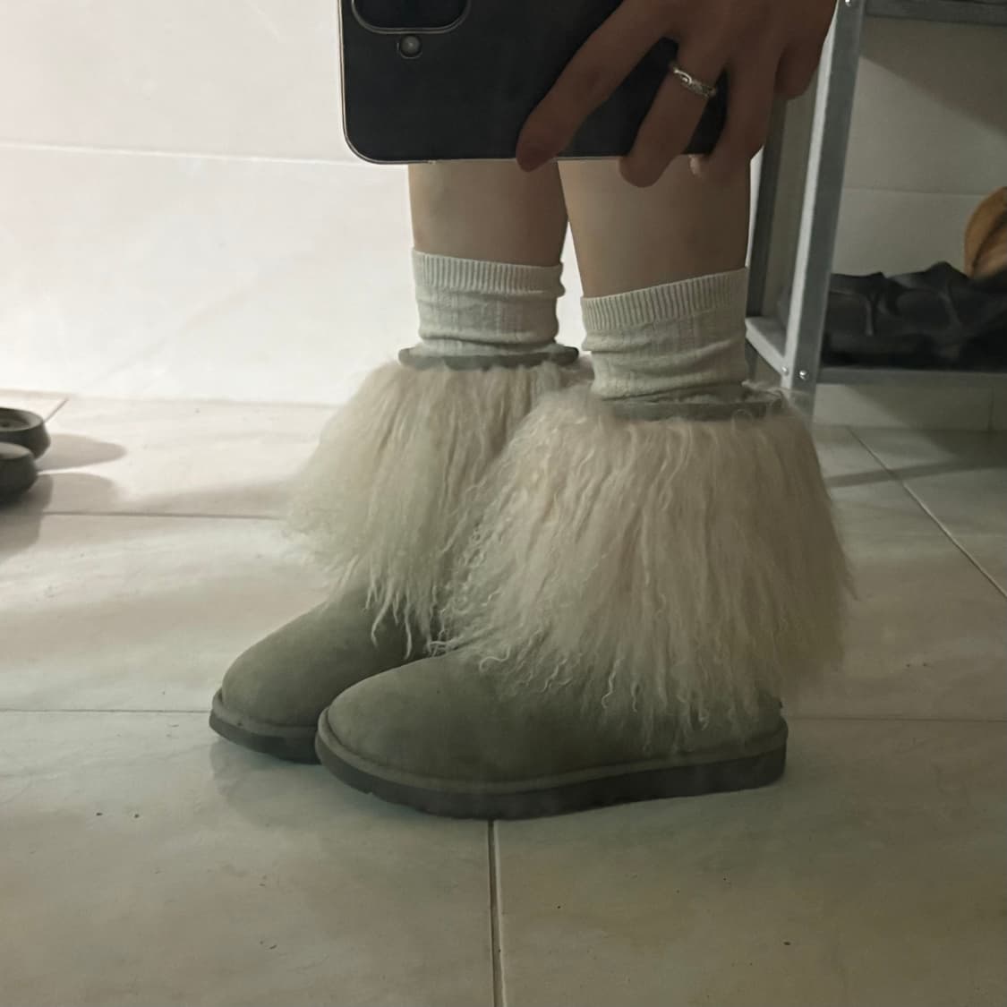 Ugg 몽골리안 퍼 부츠 그레이 230 상품이미지2