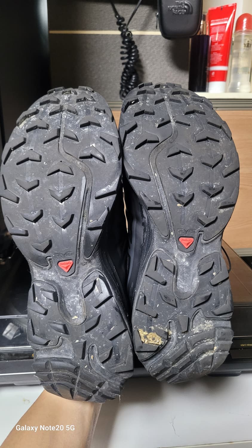 살로몬 스니커즈 상품이미지6