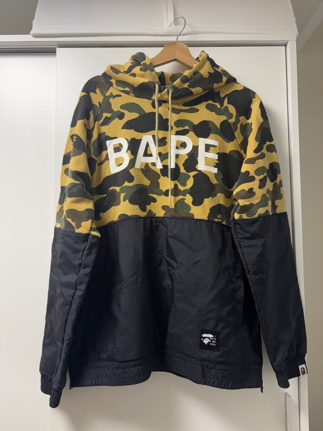 베이프 퍼스트 카모 풀오버 후드 상품이미지1