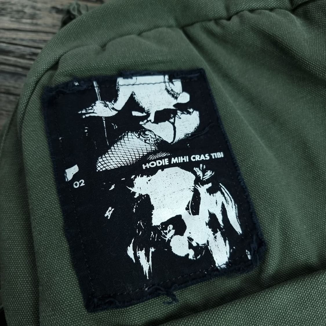 [선데이오프클럽] 빈티지 패치스 백팩 카키 M20250 상품이미지8