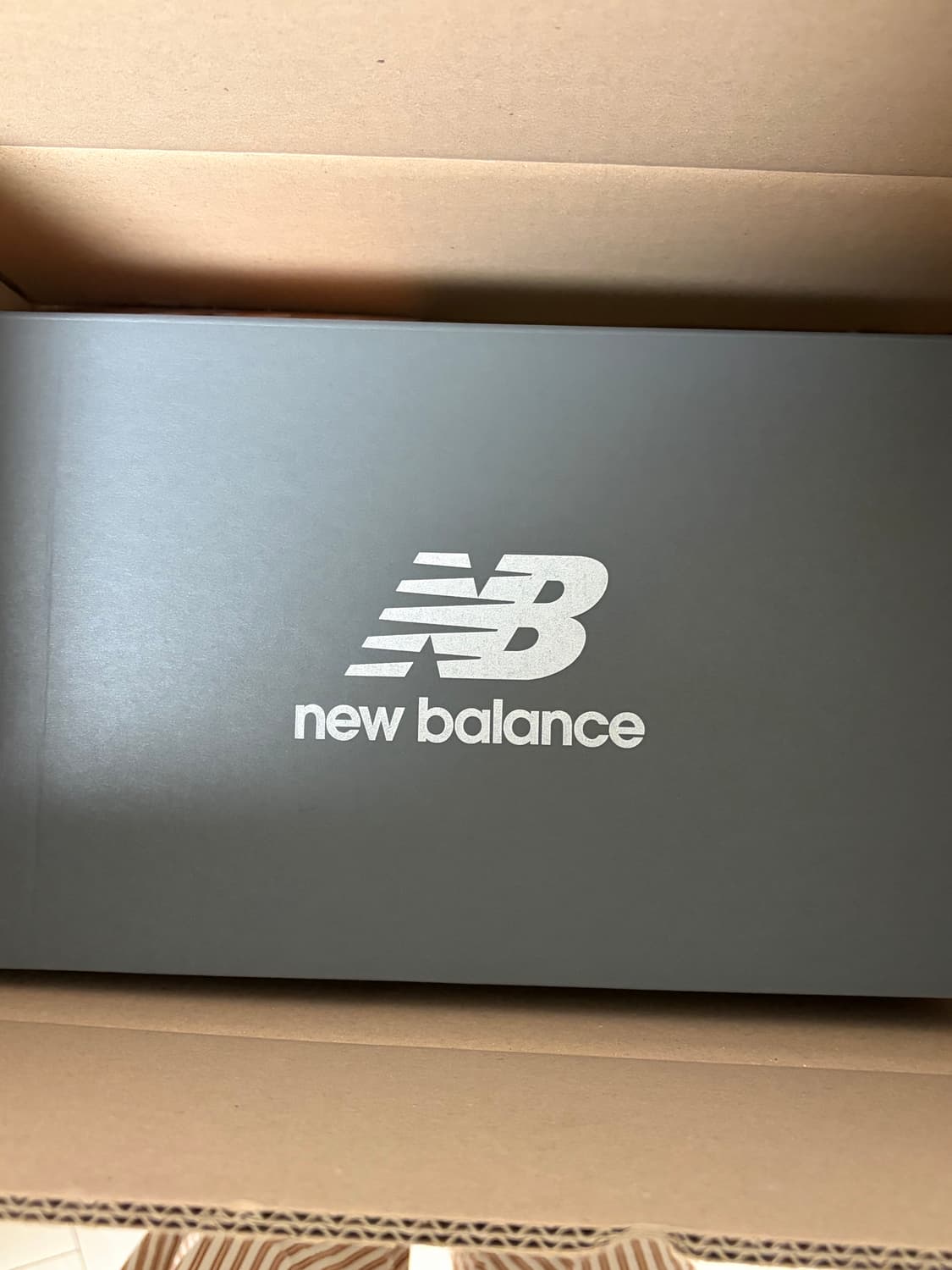 뉴발란스 204L 245 상품이미지2