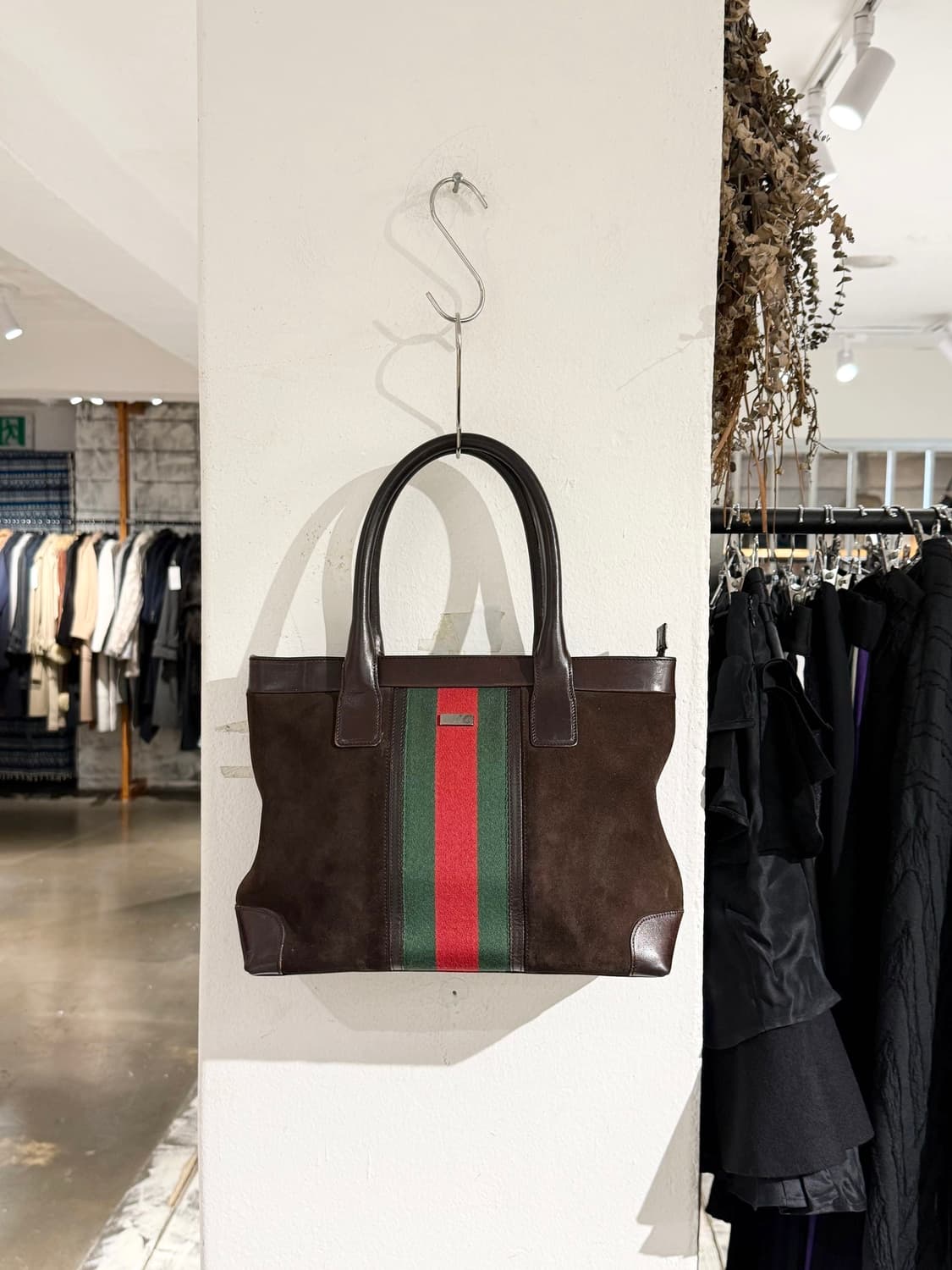 구찌 브라운 오피디아 스웨이드 토트백 상품이미지2