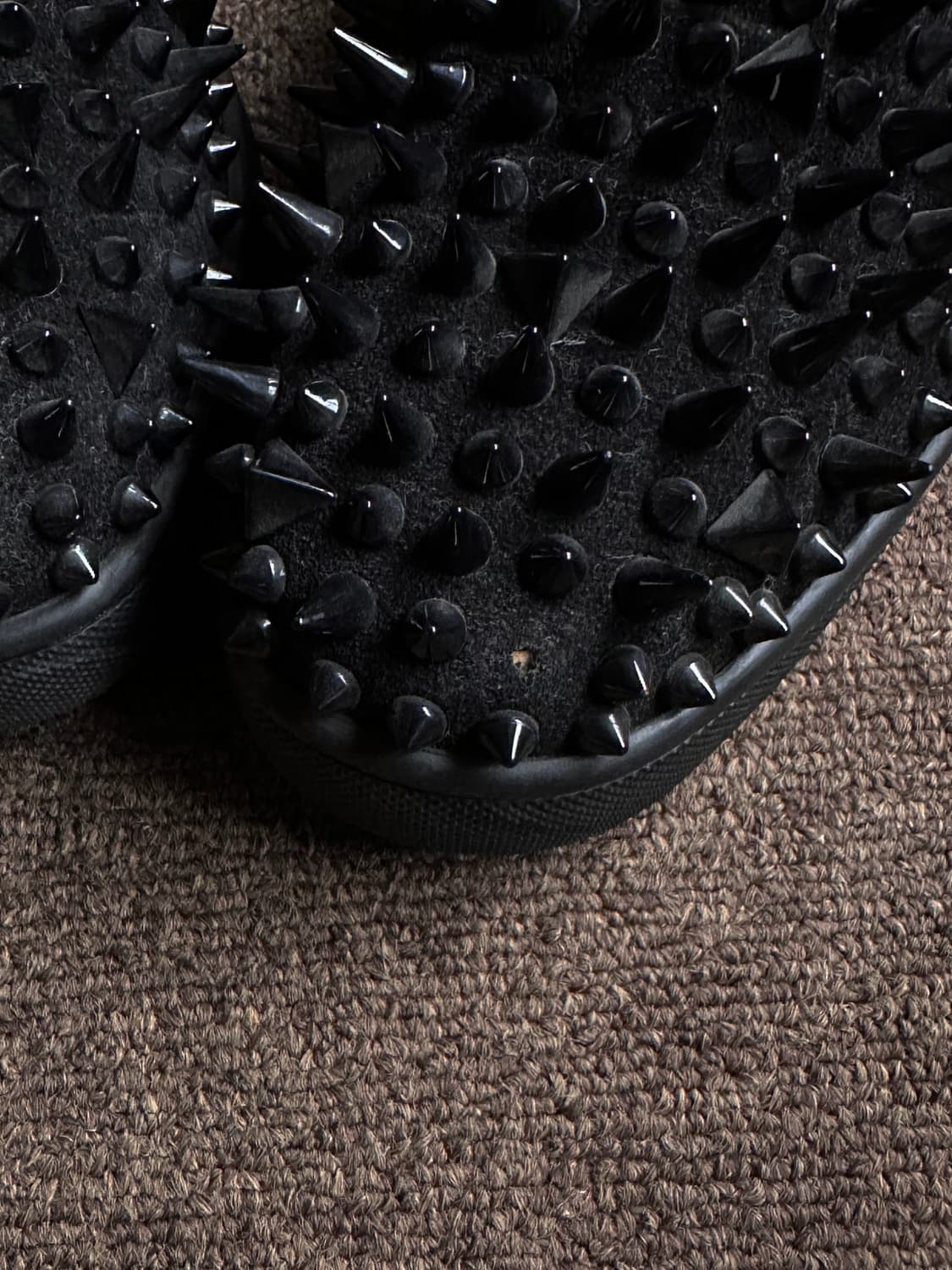 Christian Louboutin 스파이크 롤러 상품이미지7