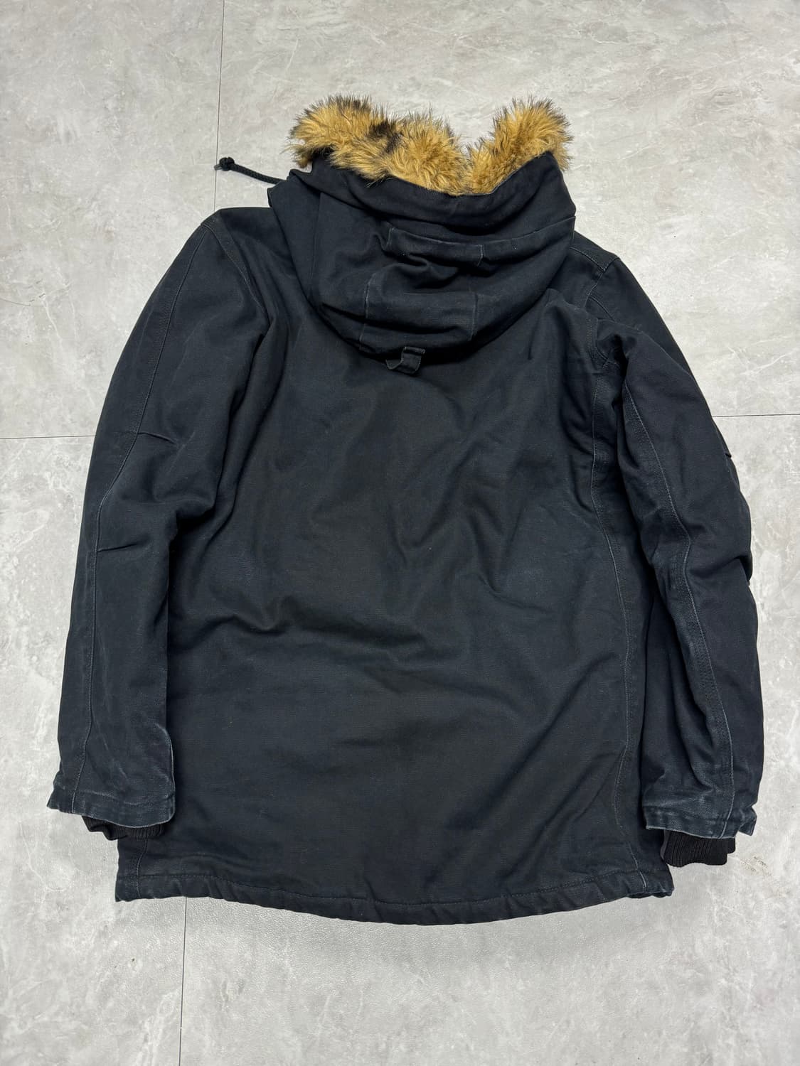 칼하트 시베리안 파카 상품이미지2