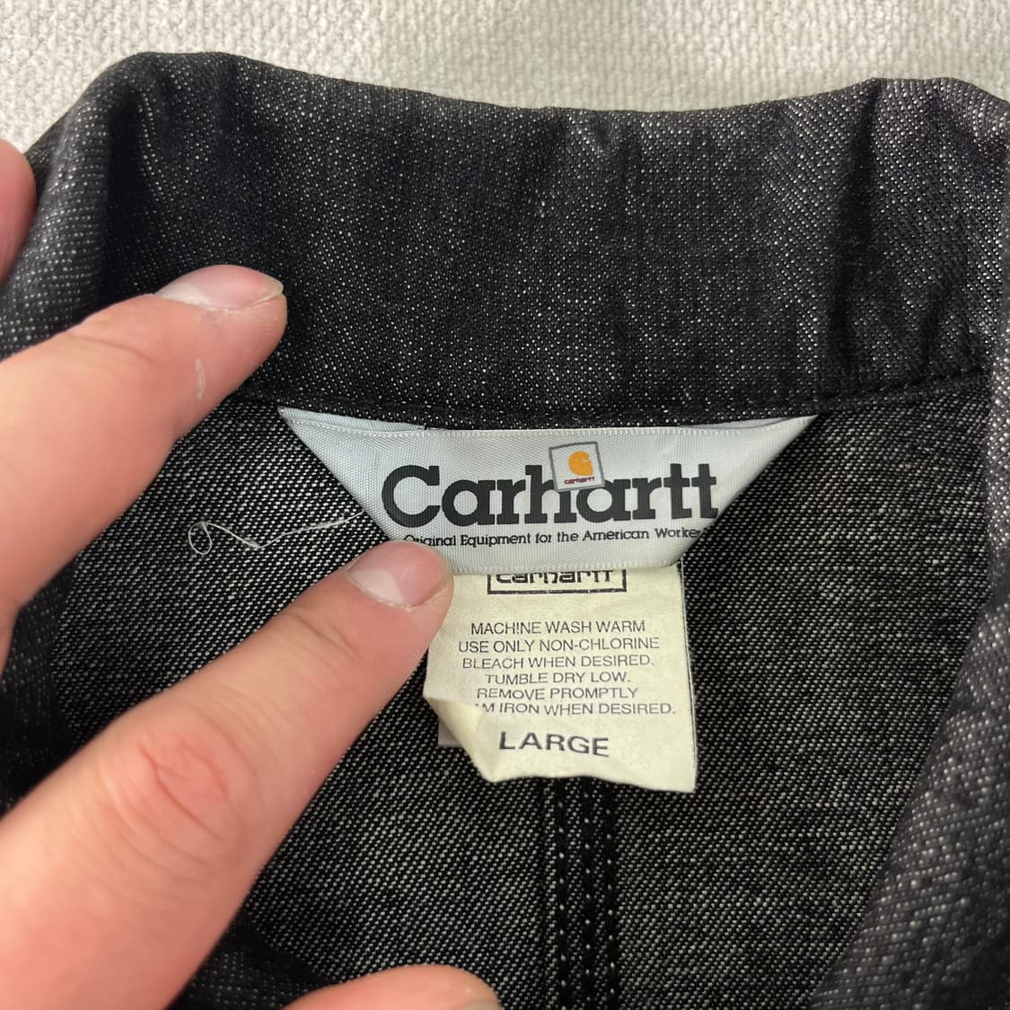 100 칼하트 흑청 데님 초어 자켓 상품이미지3