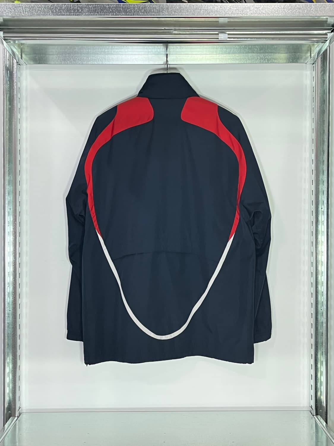 아디다스 FC 바이에른 뮌헨 우븐 자켓 상품이미지2