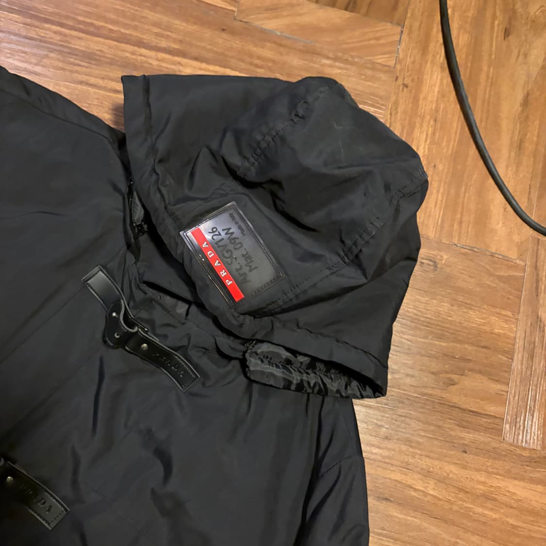 PRADA SPORTS STRAP DETAIL COAT XL 상품이미지8