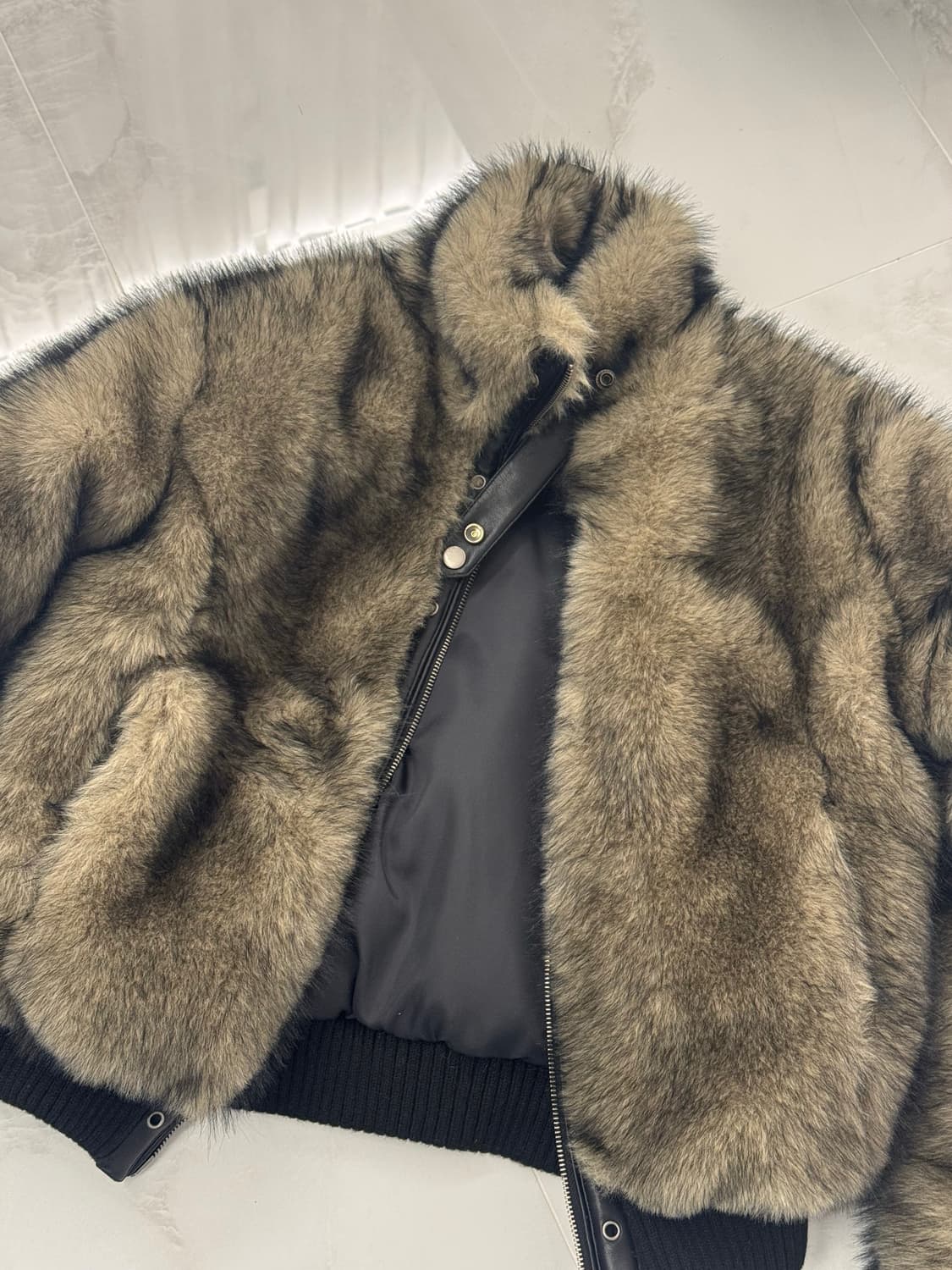 배드블러드 퍼자켓 상품이미지9